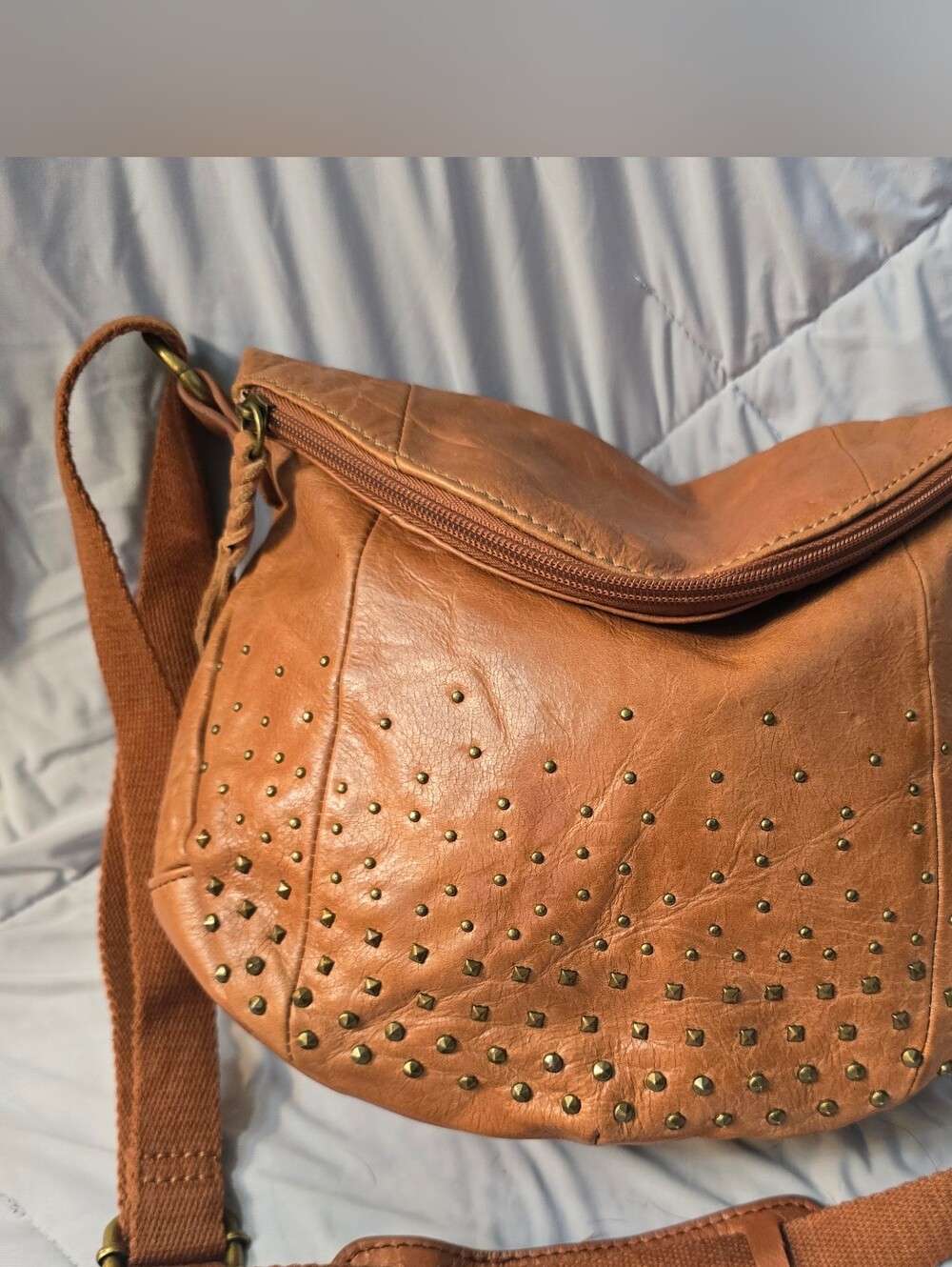 The Sak Vintage Tan Studded Leather Crossbody Purse